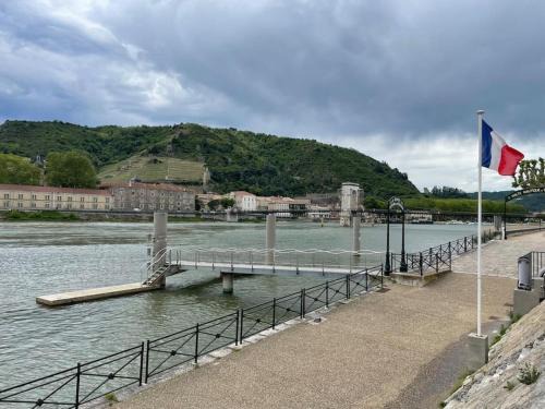 La Batellerie, vue sur Rhône