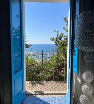 La Casa del Nespolo - Exclusive Country Suites - Seaview Pool & Self Check-in