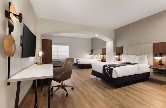 La Quinta Inn & Suites by Wyndham Port Arthur