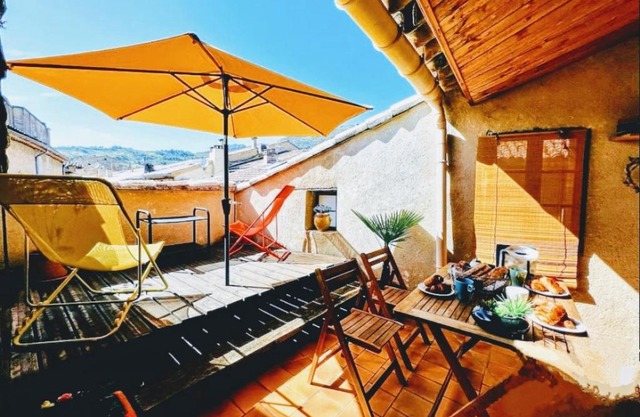 La Terrasse d'Oléa, au coeur du village
