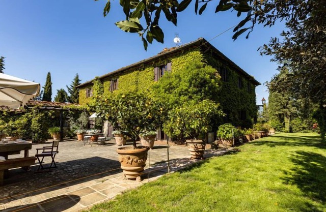 La Torre + Fienile + Casa Prato by Interhome