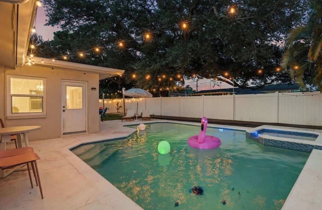 Lago Resort Home-Heated Pool&Hot Tub+Beach+Arcade
