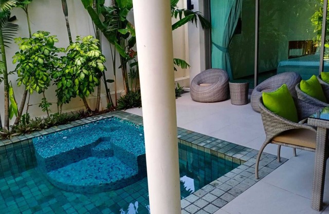 laguna chilling house