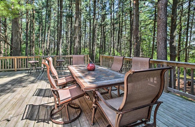 Lake Geneva Getaway with Fire Pit Near Golf
