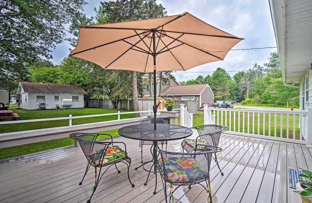Lake Huron House w/Grill + Beach Access!