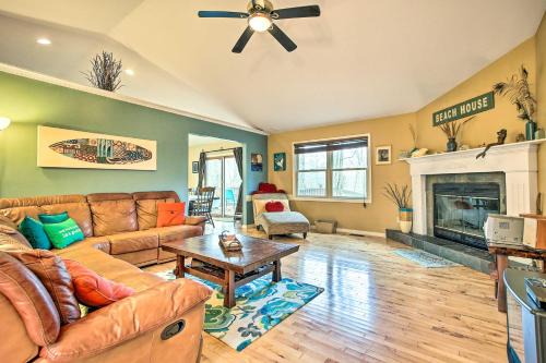Lake Michigan Gem Less Than Half-Mi to Private Beach!