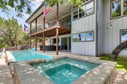 Lake Travis House with Private Dock, Pool and Hot Tub!