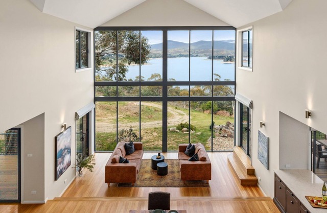 Lake View Retreat is your very own lakeside sanctuary