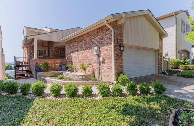 Lake View Retreat on Lake Ray Hubbard, minutes from Downtown Dallas!