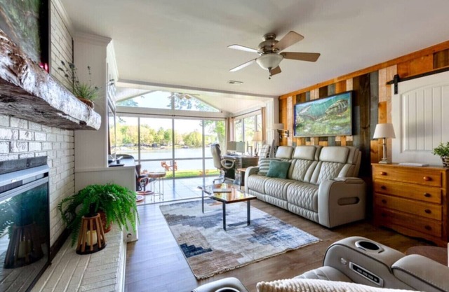 Lakefront 3BR Dock + Boat Ramp, Pet-Friendly