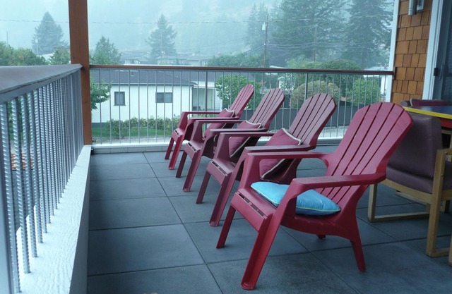 Lakefront Guest House - Two bedrooms and two bathrooms