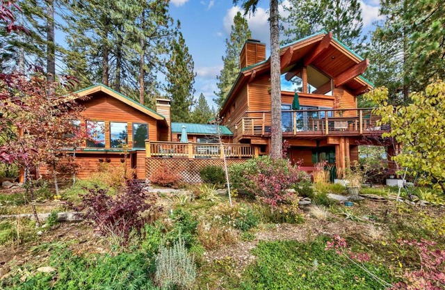 Lakeview Hideaway