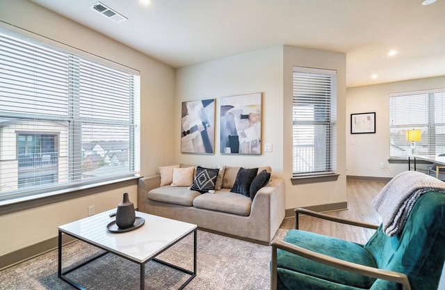 Landing at Bridge at McKinney - 2 Bedrooms in D.