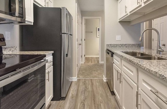 Landing at Madison at Schilling Farms - 1 Bedroom in Downtown Collierville