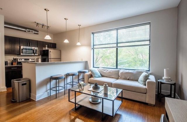 Landing | Beautiful 1BD, Courtyard, Rooftop Lounge