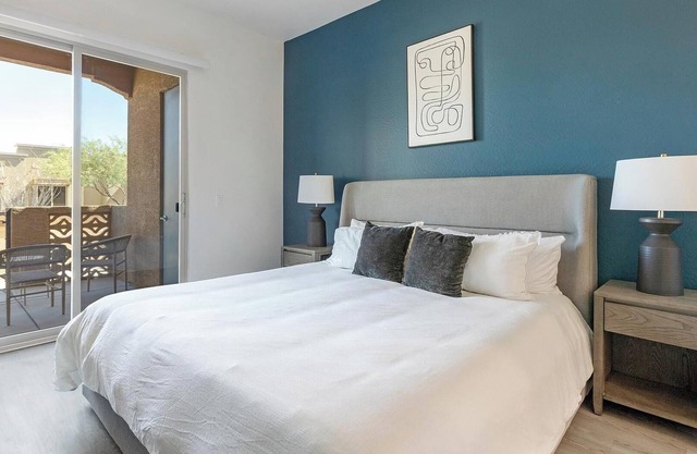 Landing | Beautiful 2BD, Pool