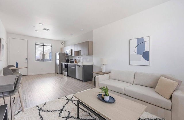 Landing | Incredible 1BD, Yoga Studio, Gym