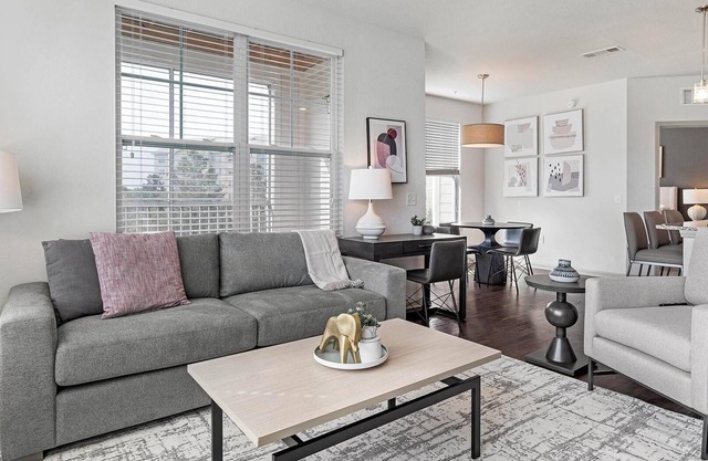 Landing | Incredible Studio, Pool, Clubhouse