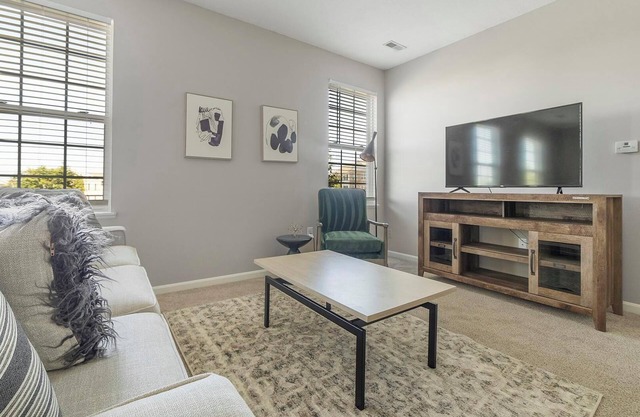 Landing | Modern 1BD, Clubhouse, Gym