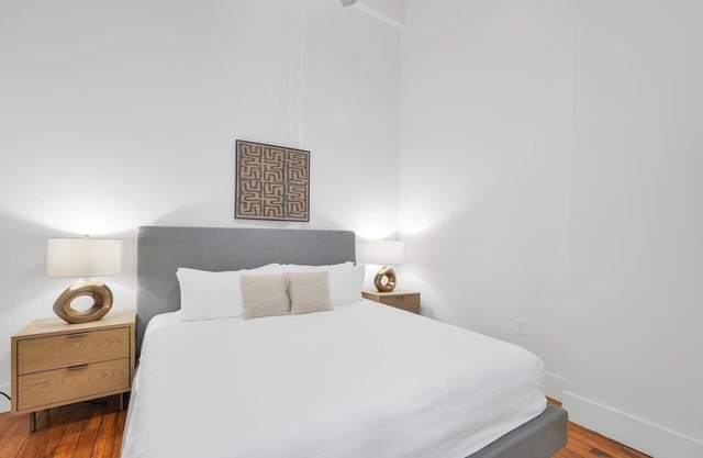 Landing | Modern 1BD, Gym, Yoga Studio