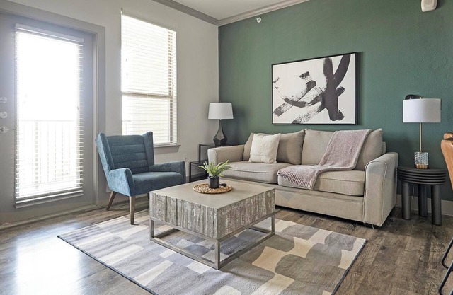 Landing | Modern 1BD, Gym, Clubhouse