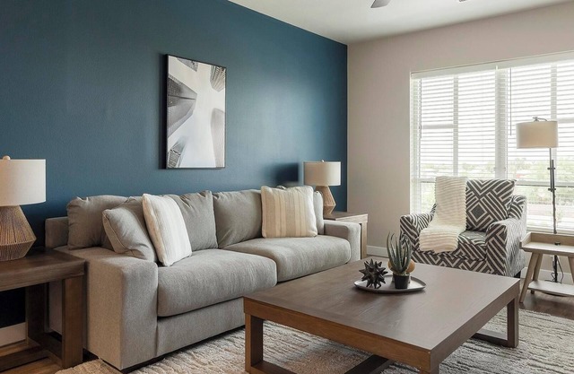 Landing | Modern 2BD, Clubhouse