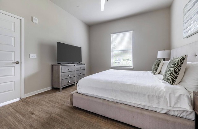 Landing | Spectacular Studio, Gym, Pool
