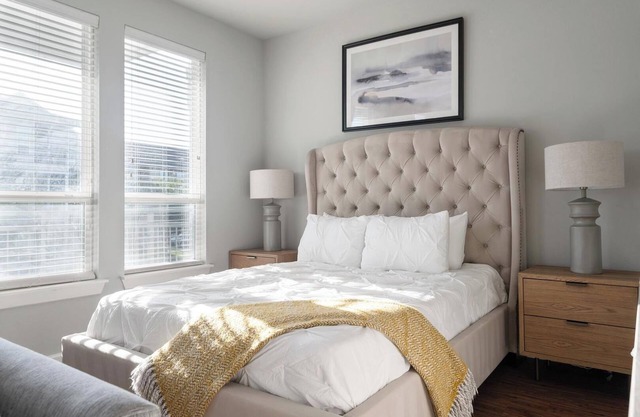 Landing | Spectacular Studio, Pool, Gym