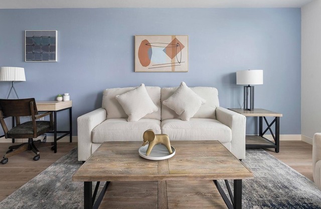 Landing | Spectacular 1BD, Gym, Clubhouse