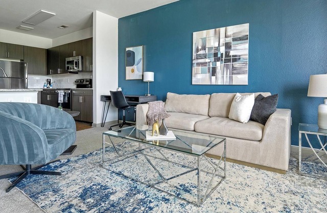 Landing | Stunning 1BD, Gym, Game Room