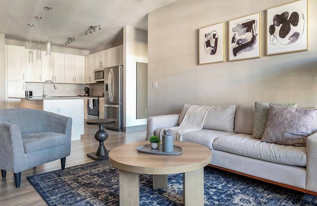 Landing | Stunning 2BD, Pool, Gym