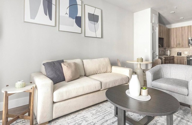 Landing | Stylish 1BD, Game Room, Pool