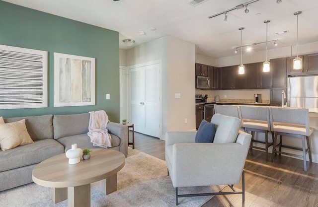 Landing | Stylish 2BD, Game Room, Gym