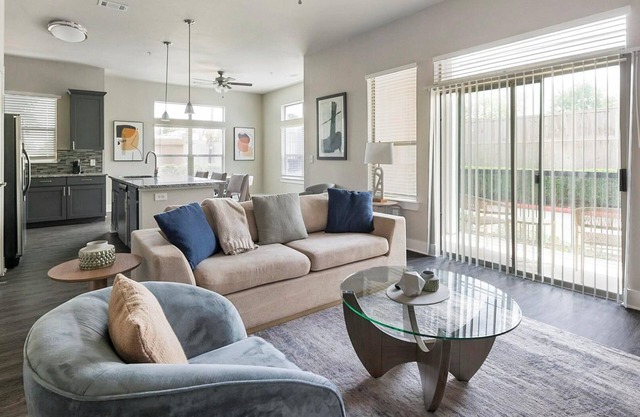 Landing | Stylish 2BD, Yoga Studio, Gym