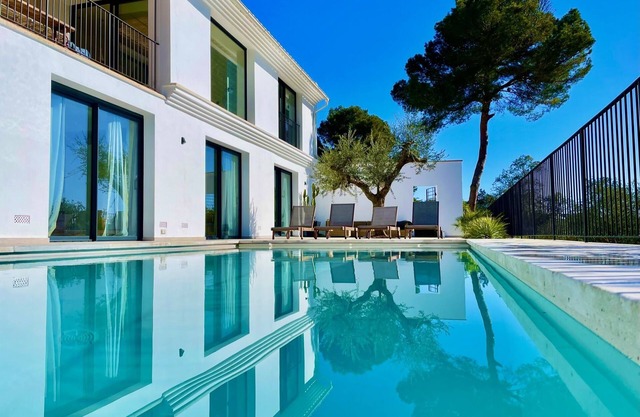 Large, beautiful house for 16 people, absolute peace and quiet
