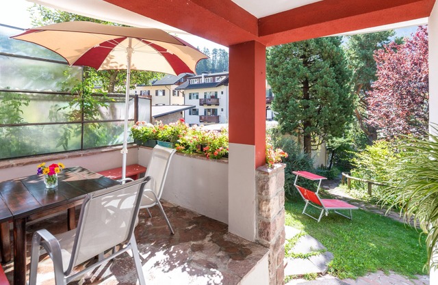 Large Chalet near facilities