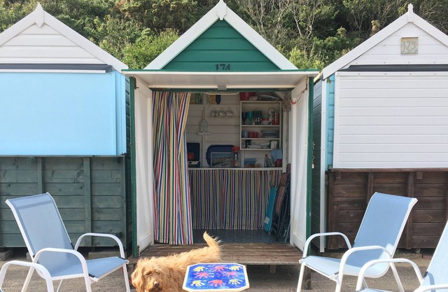 Large Edwardian Bournemouth Home with beach hut
