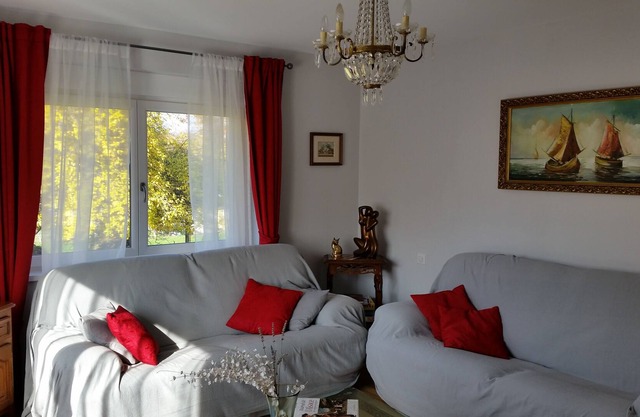 Large gite in a detached house for 10 to 12 people near Ferrette