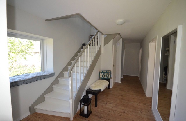 large holiday home, 350 m to the nearest beach stairs