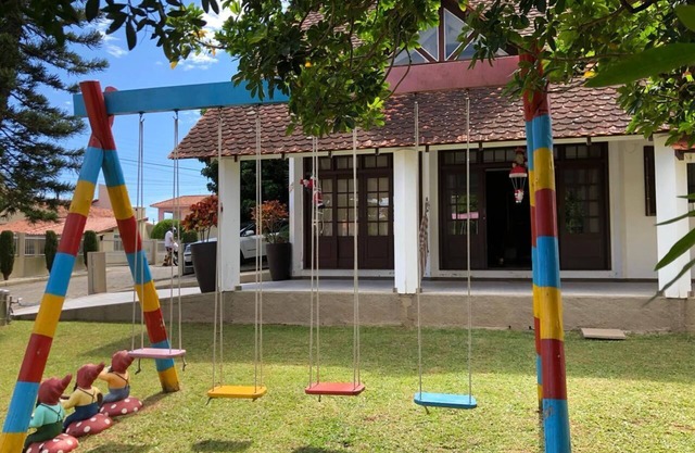 Large house with two floors (capacity 12 people), Florianópolis.