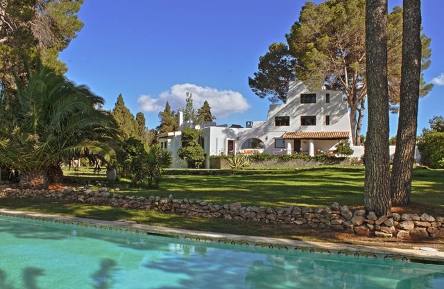 Large Ibizan house - set in an lush garden- 2 pools. Quiet and accessible