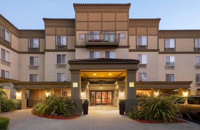 Larkspur Landing Extended Stay Suites Sunnyvale