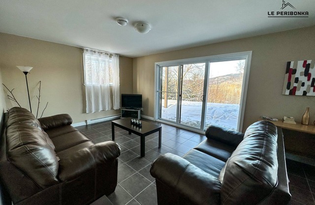 Le Bassin, le Péribonka. Venez Respirer L'air Frais de la Montagne !