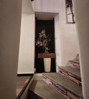 Le Celeste Maison de Village avec toit terrasse