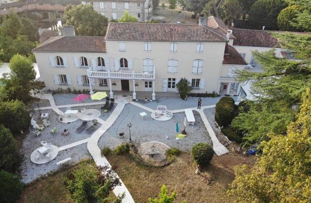 Le Clos des Cèdres b&b