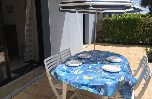 Le Conquet LC73 Apartment at 500 beaches and shops