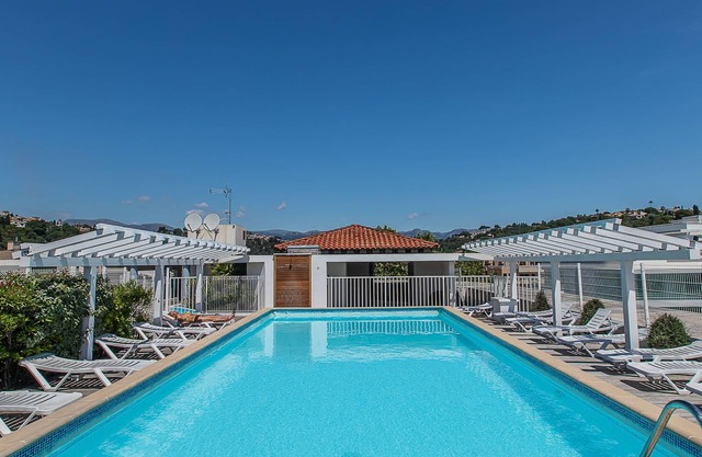 Le Crystal by Interhome