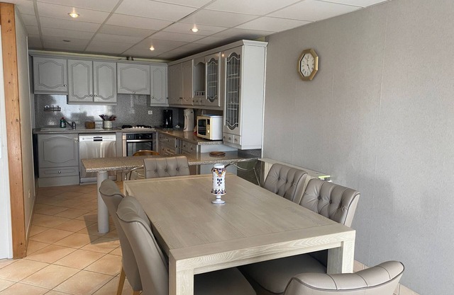 Le Logis de Papy (4p) Terrace-Community pool
