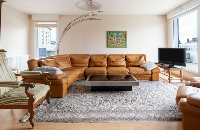 Le Mirabelle - Three Bedroom Apartment, Sleeps 6