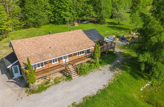 Le Sommet, 25 min from Tremblant with SPA